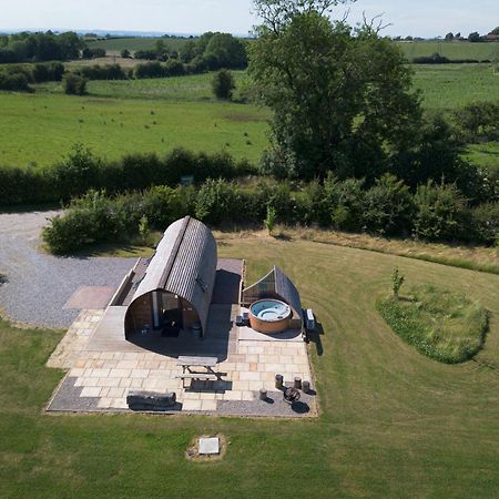 Sedgewell Barn By Wigwam Holidays Норталeртън Екстериор снимка