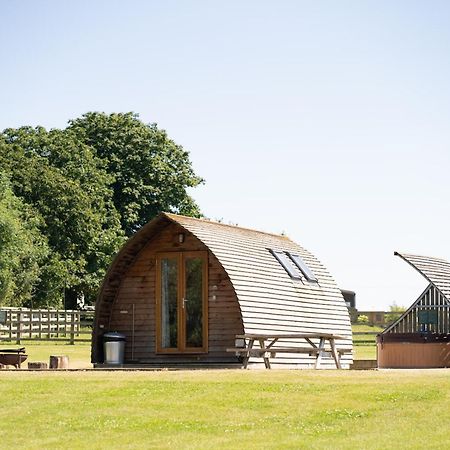 Sedgewell Barn By Wigwam Holidays Норталeртън Екстериор снимка
