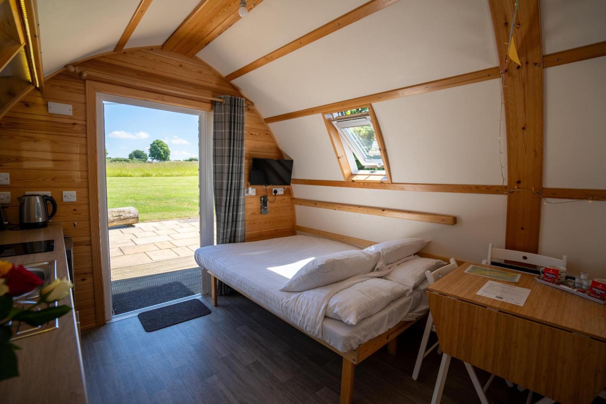 Sedgewell Barn By Wigwam Holidays Норталeртън Стая снимка