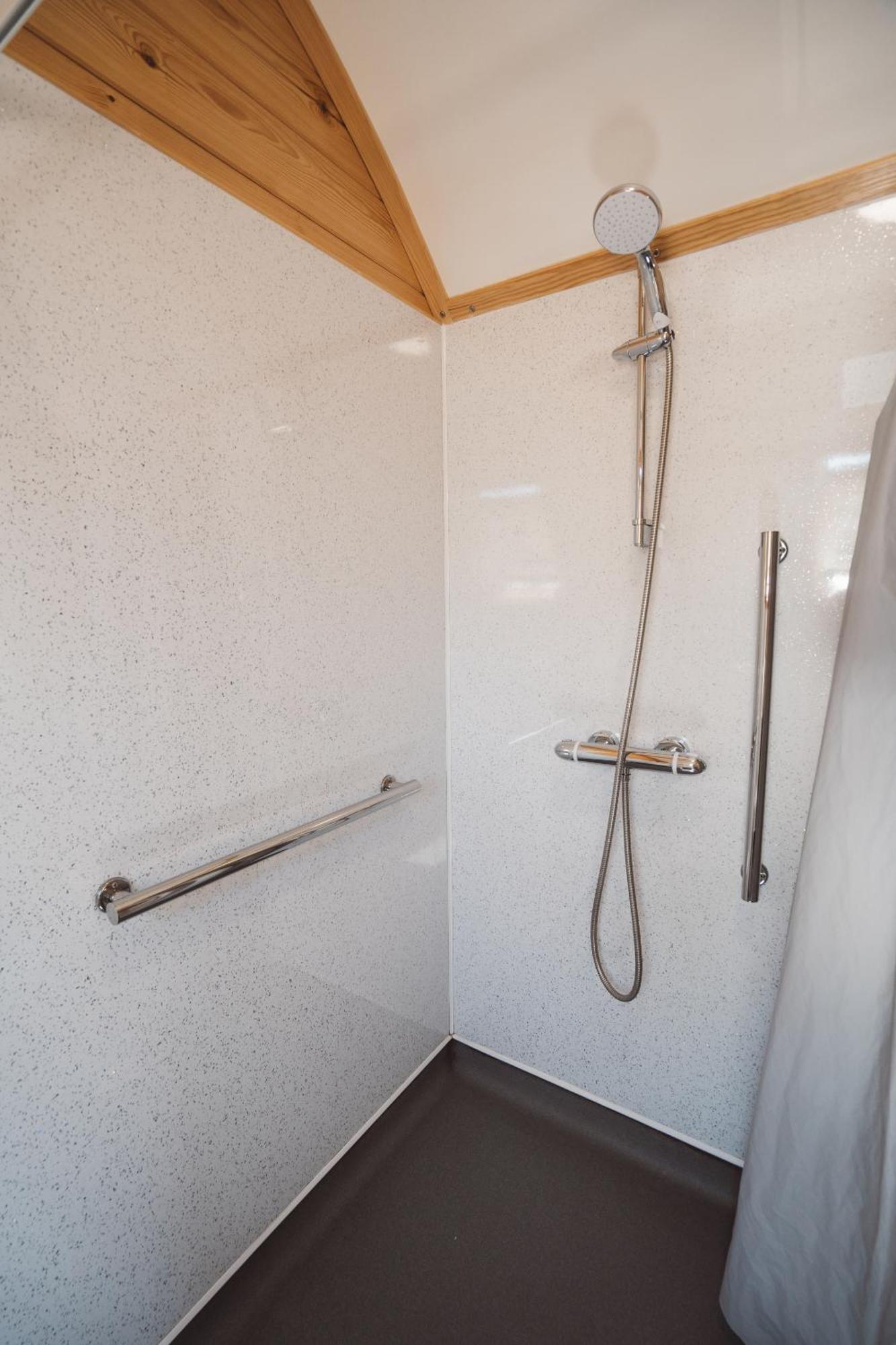 Sedgewell Barn By Wigwam Holidays Норталeртън Екстериор снимка