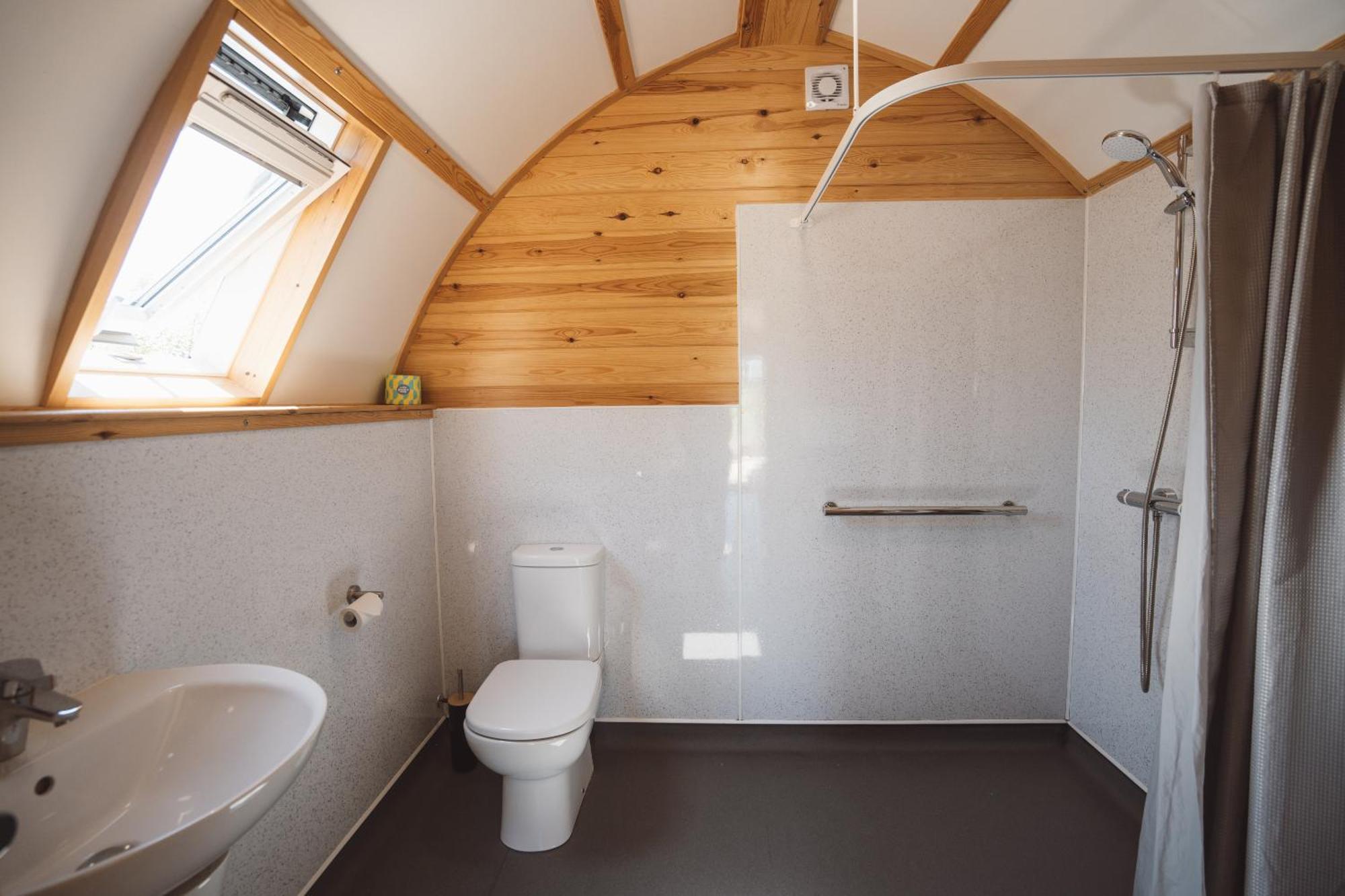 Sedgewell Barn By Wigwam Holidays Норталeртън Стая снимка