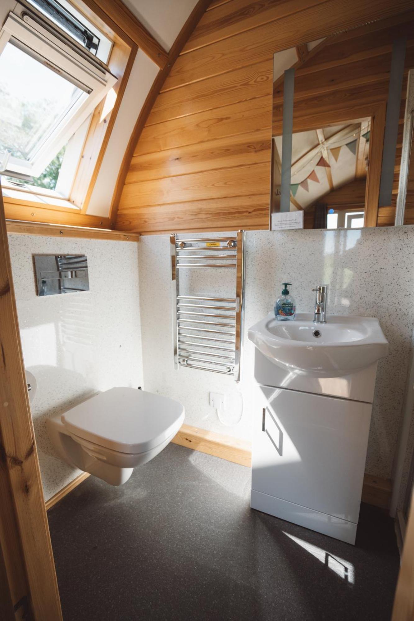 Sedgewell Barn By Wigwam Holidays Норталeртън Екстериор снимка
